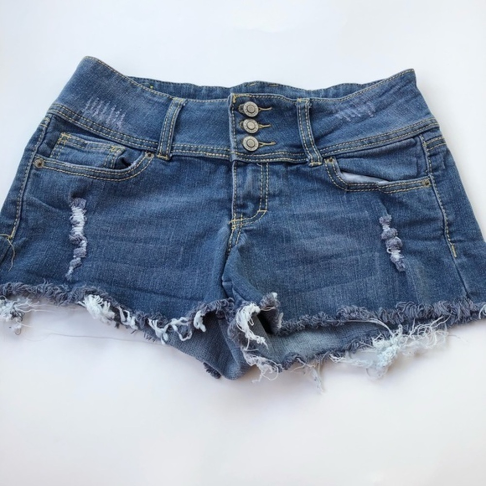 Rue 21 Shorts Distressed Jean Size 5-6 Women’s Cut Off Denim Thrashed